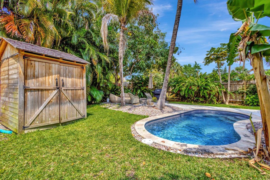 На продажу: $1,095,000 (0 спален, 0 ванн, 1392 Квадратных фут)