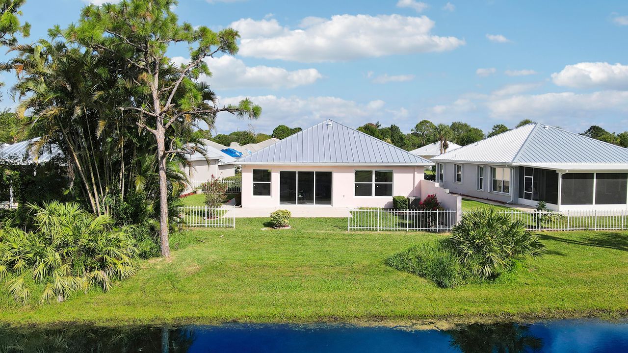 Active With Contract: $630,000 (3 beds, 2 baths, 2017 Square Feet)