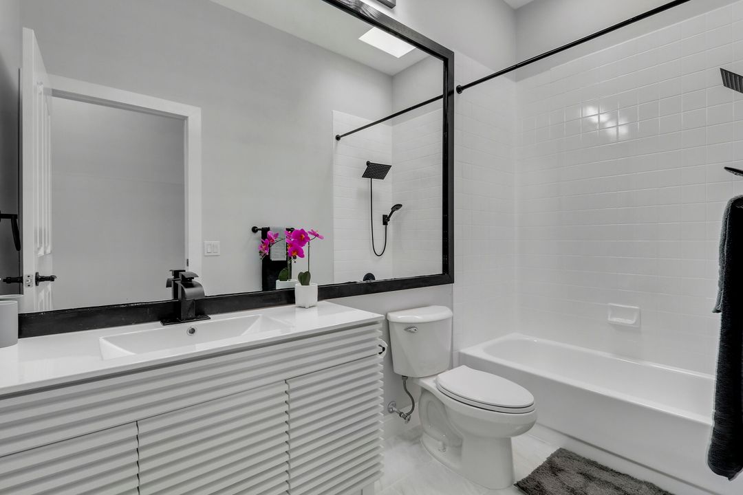 Active With Contract: $630,000 (3 beds, 2 baths, 2017 Square Feet)