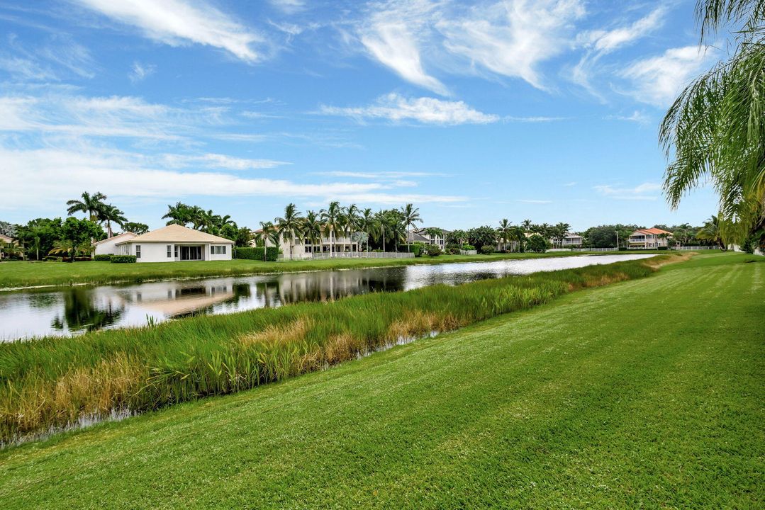 Active With Contract: $15,000 (5 beds, 3 baths, 3280 Square Feet)