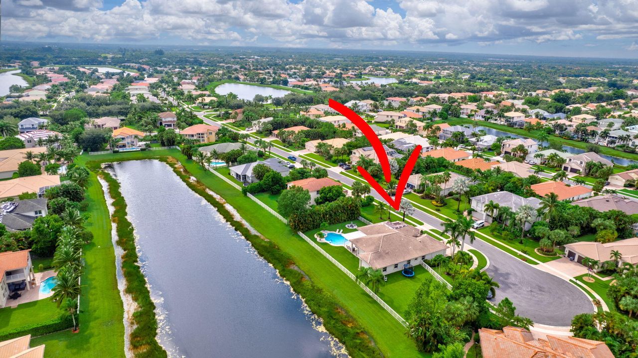 Active With Contract: $15,000 (5 beds, 3 baths, 3280 Square Feet)