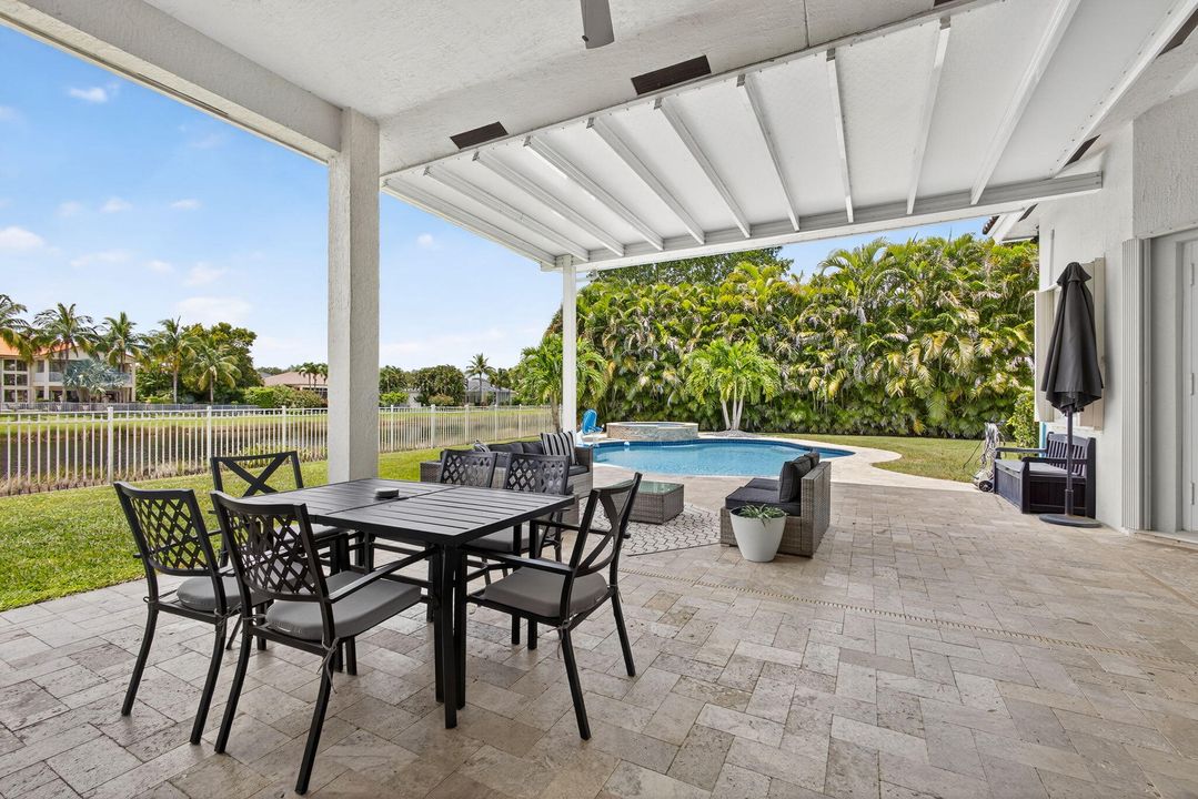 Active With Contract: $15,000 (5 beds, 3 baths, 3280 Square Feet)