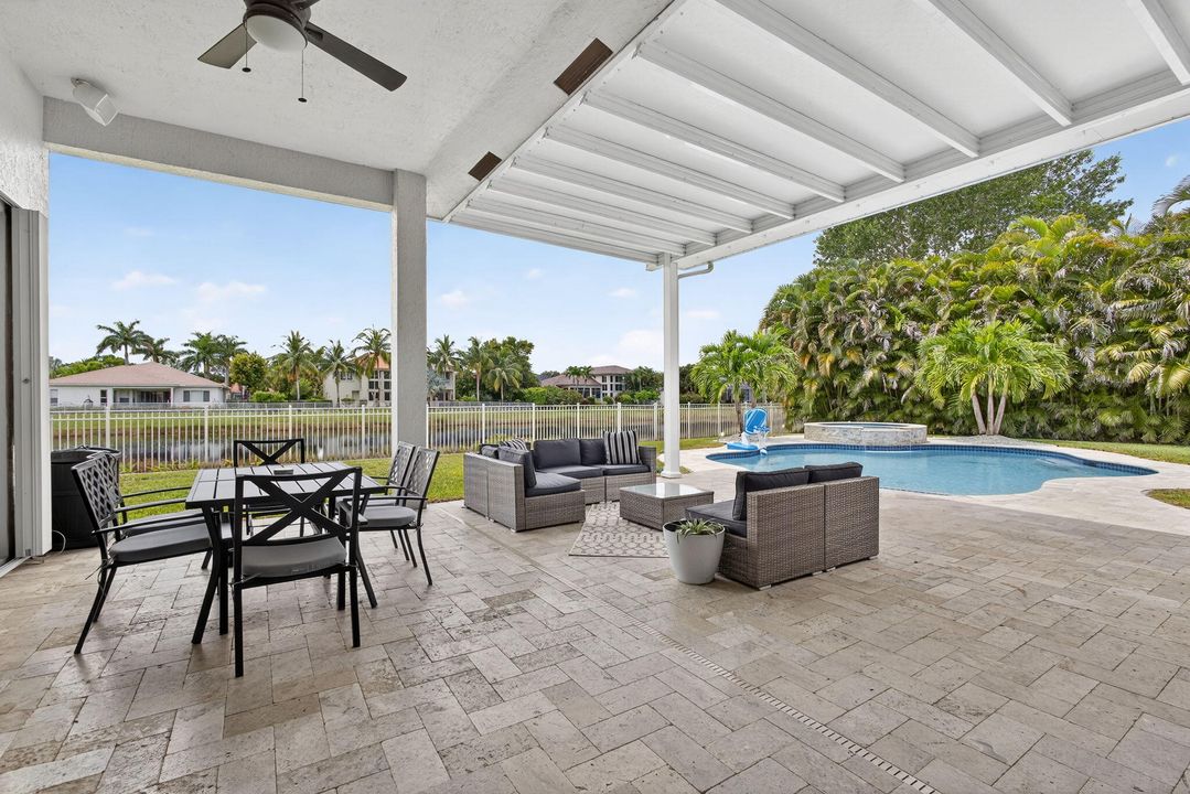 Active With Contract: $15,000 (5 beds, 3 baths, 3280 Square Feet)