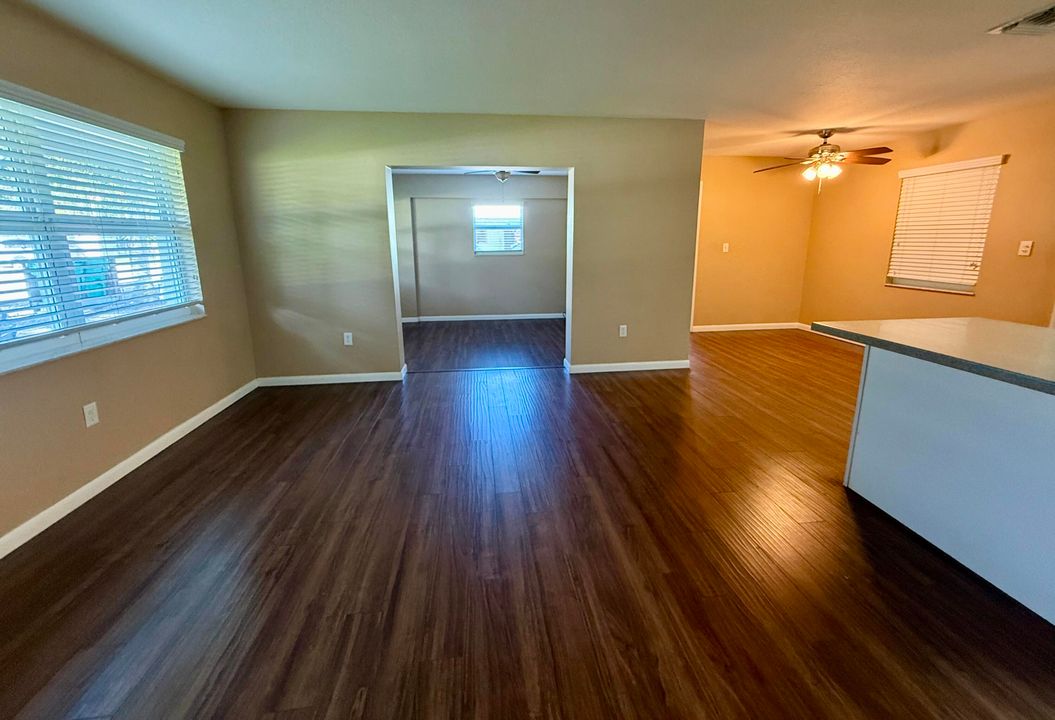 Active With Contract: $299,000 (3 beds, 2 baths, 1380 Square Feet)