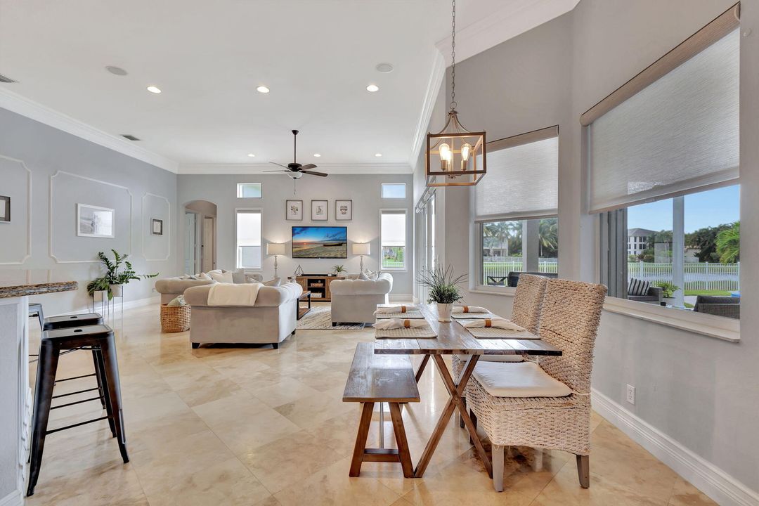 Active With Contract: $15,000 (5 beds, 3 baths, 3280 Square Feet)