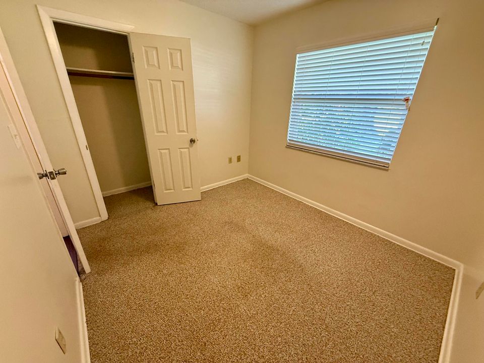 Active With Contract: $299,000 (3 beds, 2 baths, 1380 Square Feet)