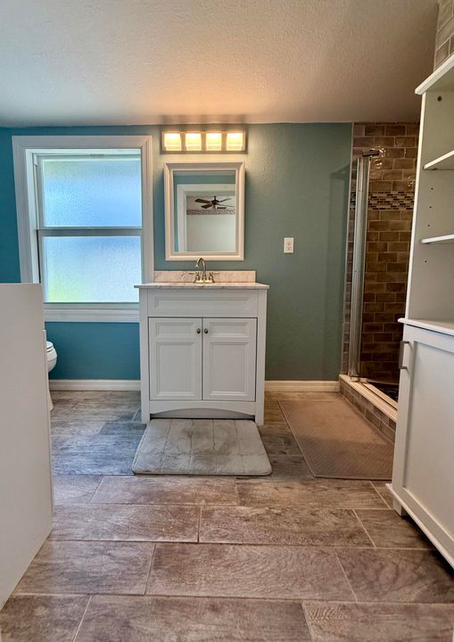 Active With Contract: $299,000 (3 beds, 2 baths, 1380 Square Feet)