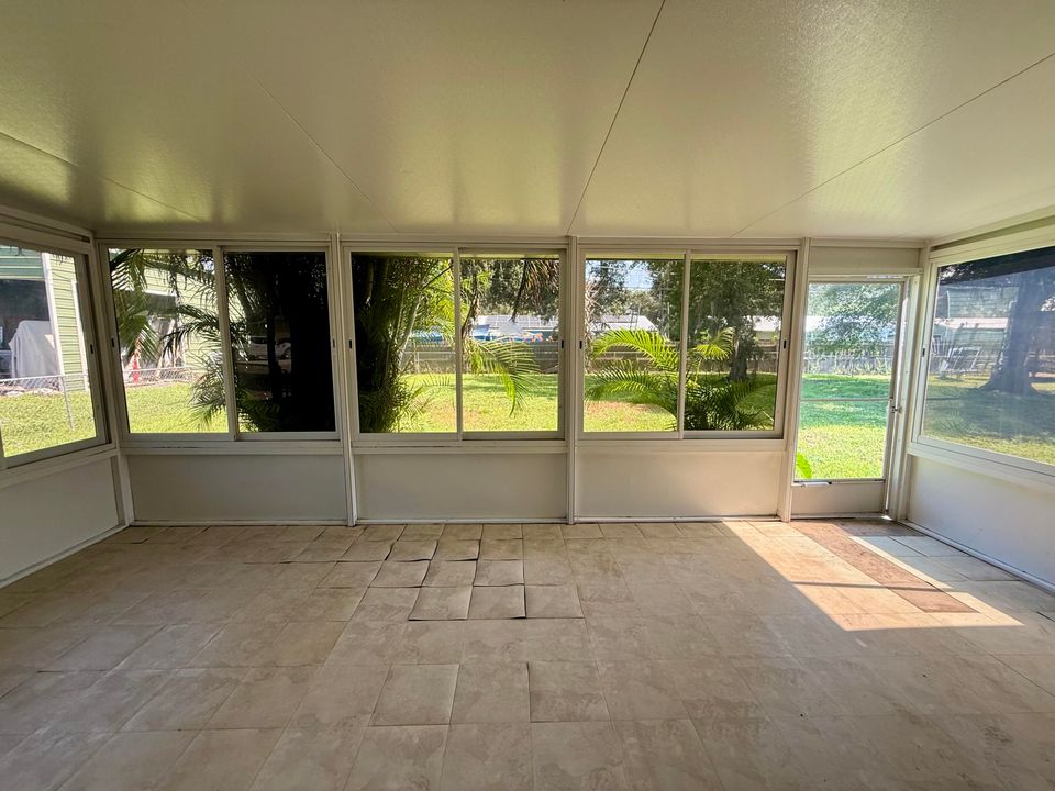 Active With Contract: $299,000 (3 beds, 2 baths, 1380 Square Feet)