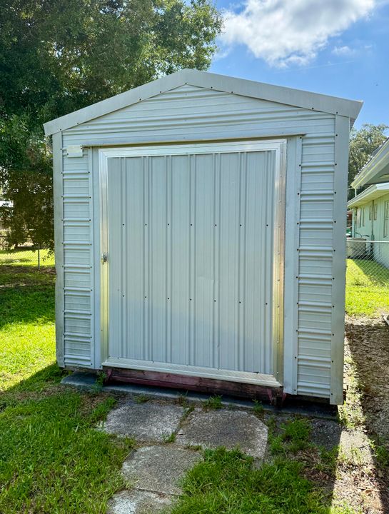 Active With Contract: $299,000 (3 beds, 2 baths, 1380 Square Feet)