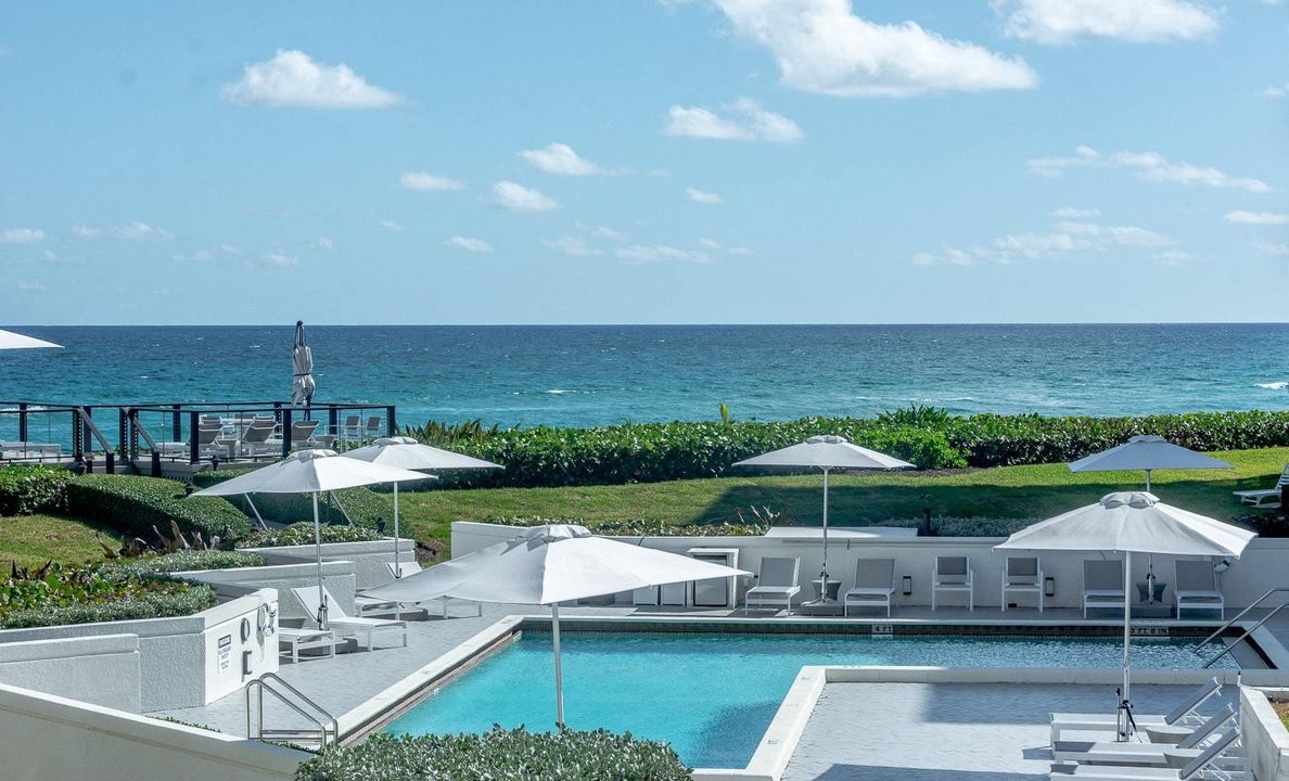 出租: $14,999 (2 贝兹, 2 浴室, 2497 平方英尺)