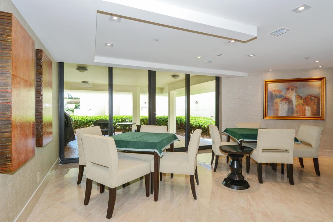 出租: $14,999 (2 贝兹, 2 浴室, 2497 平方英尺)