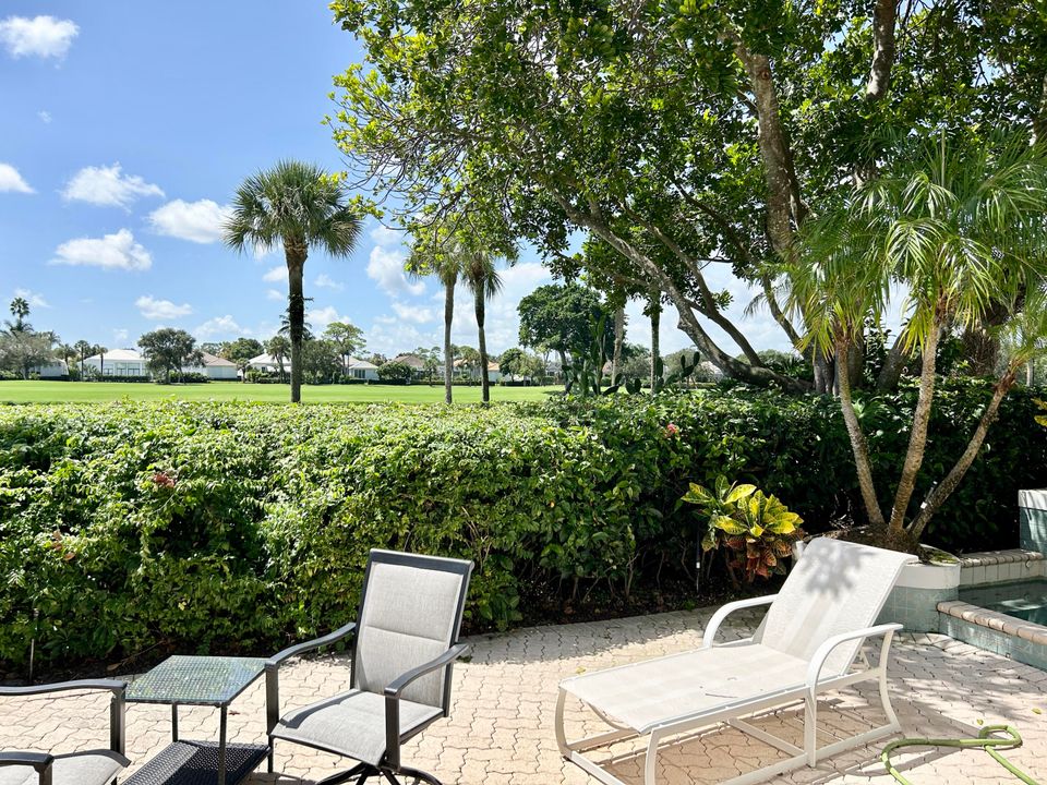 Active With Contract: $12,000 (3 beds, 3 baths, 2270 Square Feet)