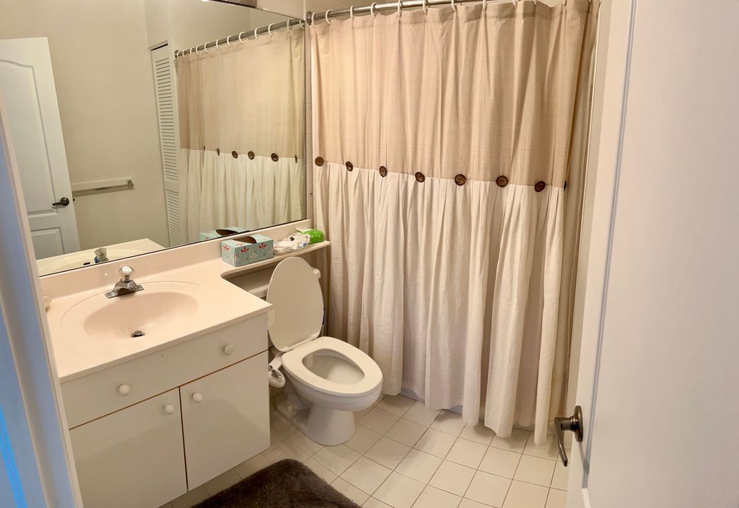 Active With Contract: $12,000 (3 beds, 3 baths, 2270 Square Feet)