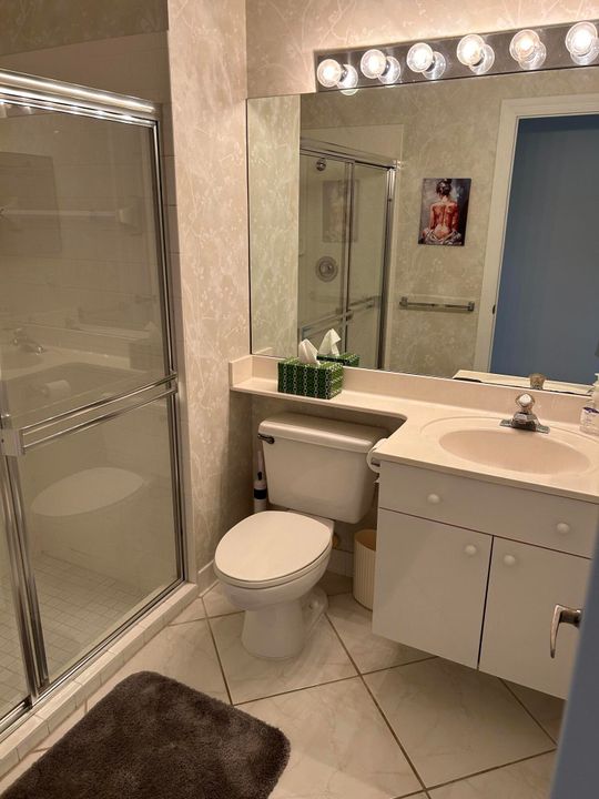 Active With Contract: $12,000 (3 beds, 3 baths, 2270 Square Feet)