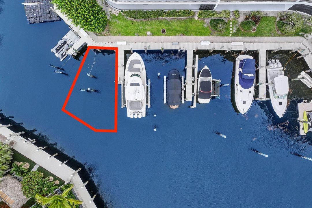 For Sale: $3,250,000 (6 beds, 7 baths, 4805 Square Feet)