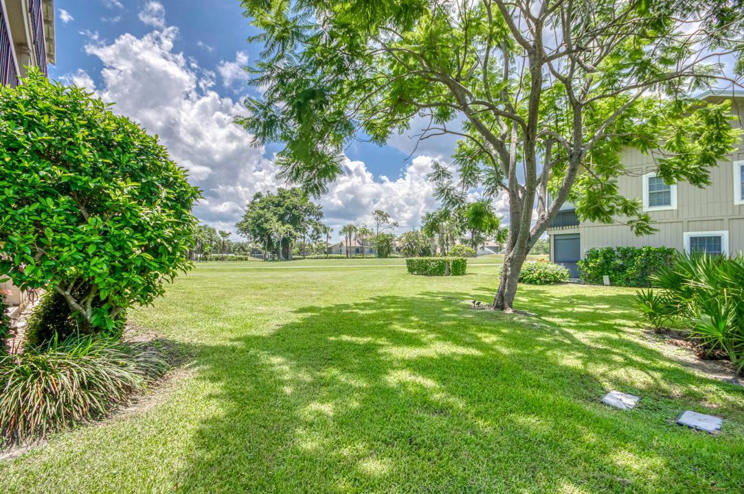 Под контрактом: $248,990 (2 спален, 2 ванн, 1230 Квадратных фут)