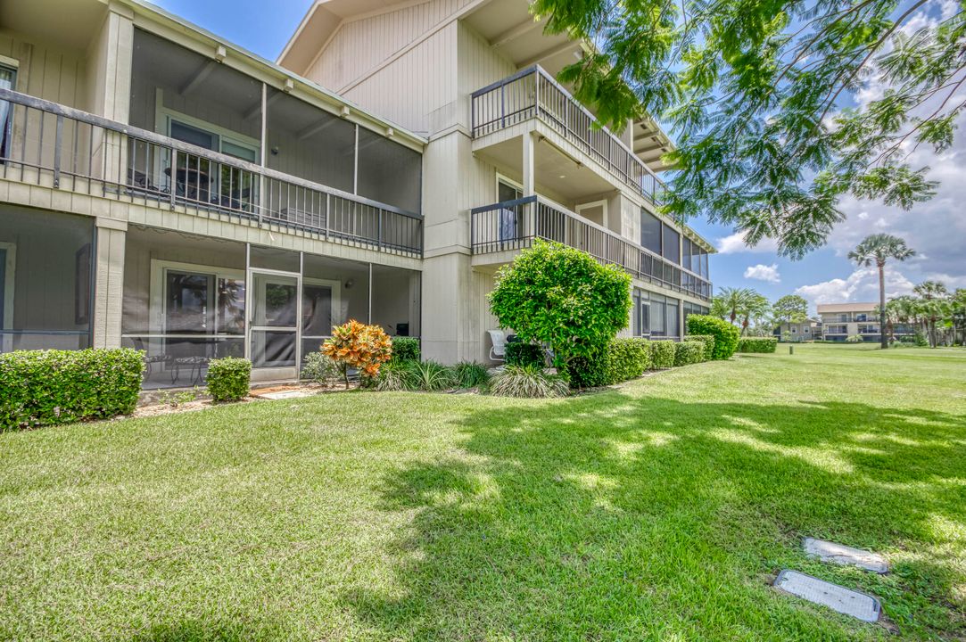 Под контрактом: $248,990 (2 спален, 2 ванн, 1230 Квадратных фут)