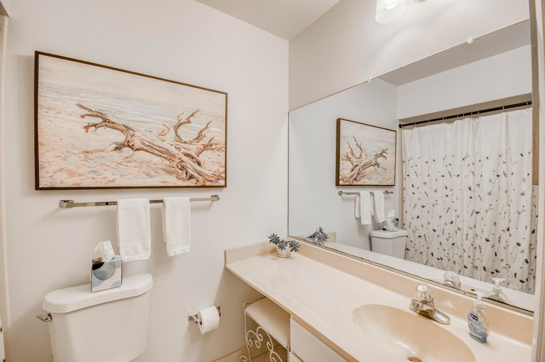 Под контрактом: $248,990 (2 спален, 2 ванн, 1230 Квадратных фут)