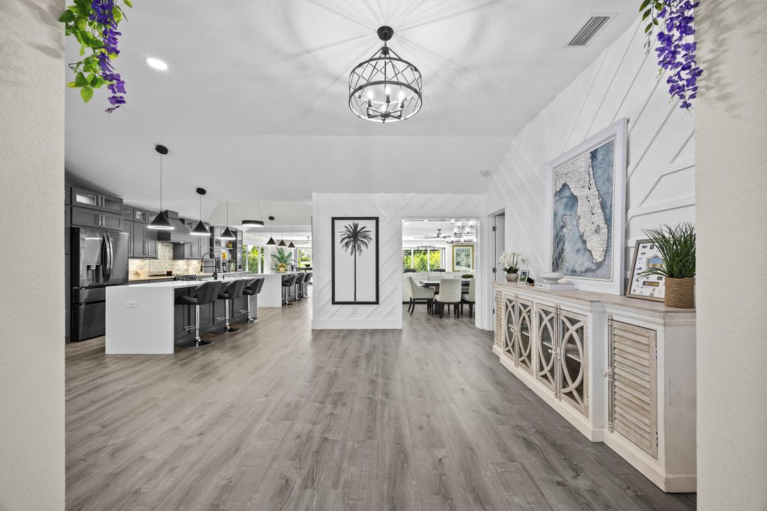 For Sale: $1,289,000 (3 beds, 2 baths, 2805 Square Feet)