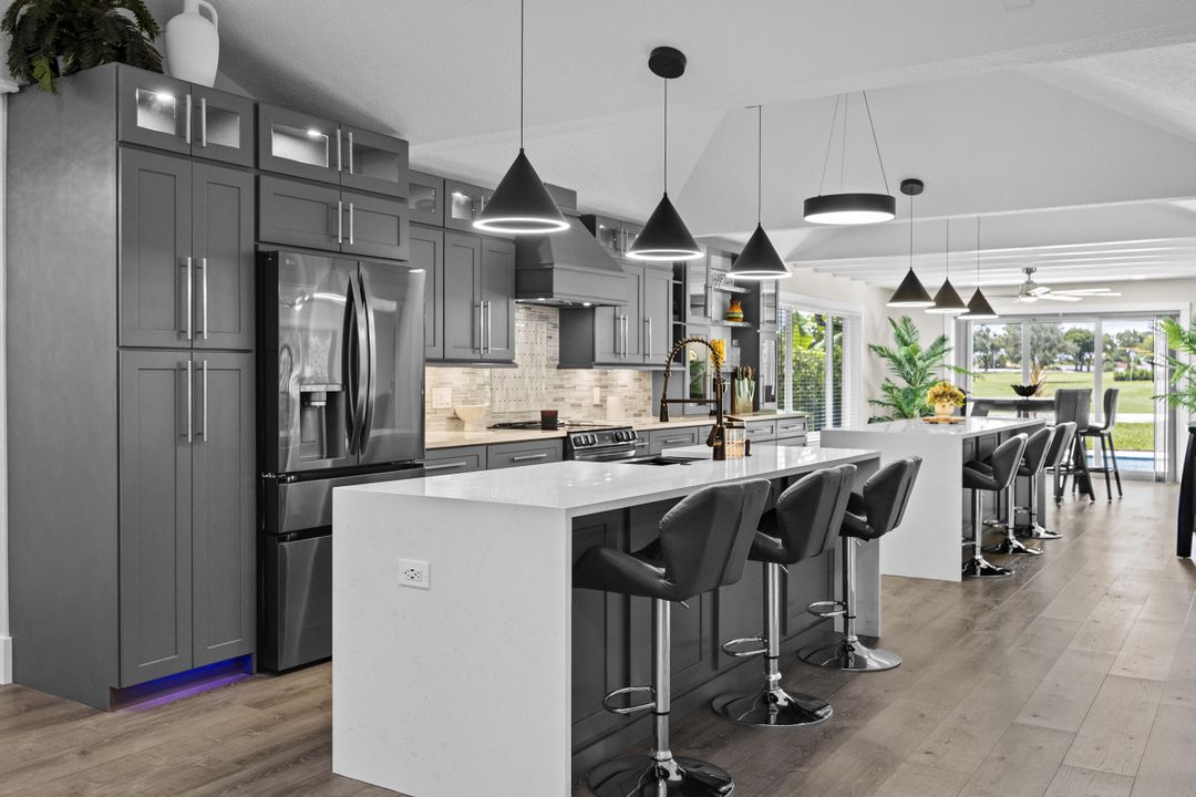 For Sale: $1,289,000 (3 beds, 2 baths, 2805 Square Feet)