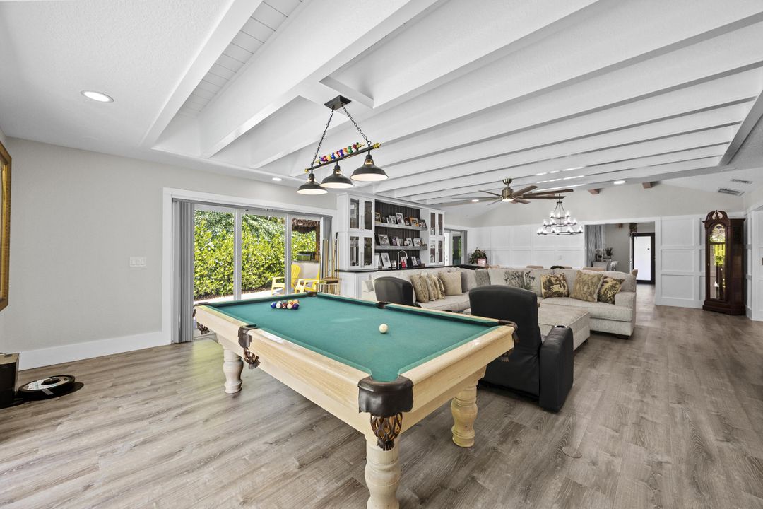 For Sale: $1,289,000 (3 beds, 2 baths, 2805 Square Feet)