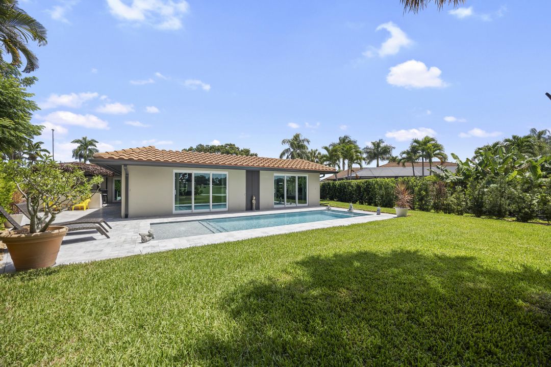 For Sale: $1,289,000 (3 beds, 2 baths, 2805 Square Feet)