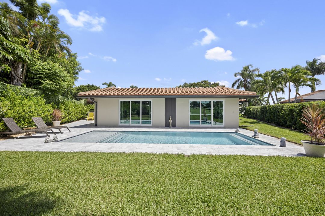 For Sale: $1,289,000 (3 beds, 2 baths, 2805 Square Feet)