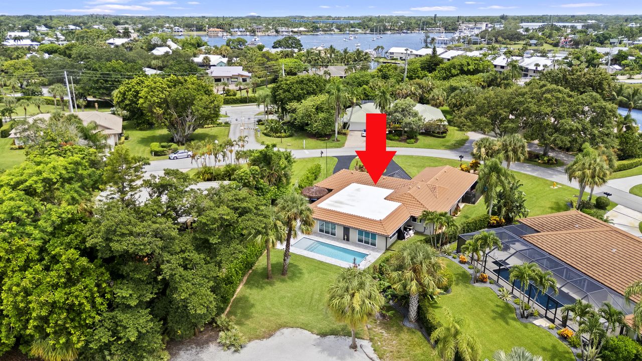 For Sale: $1,289,000 (3 beds, 2 baths, 2805 Square Feet)