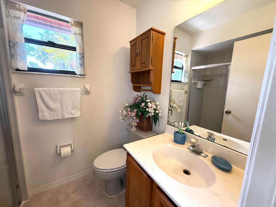 合同活跃: $500,000 (3 贝兹, 2 浴室, 1511 平方英尺)