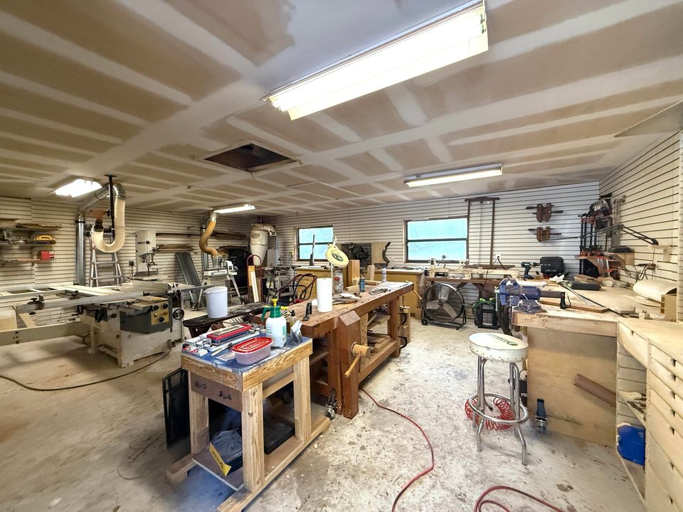 合同活跃: $500,000 (3 贝兹, 2 浴室, 1511 平方英尺)