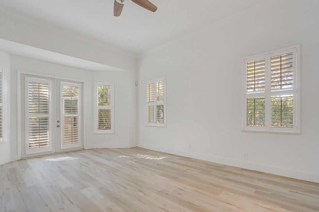 Active With Contract: $1,575,000 (5 beds, 4 baths, 3502 Square Feet)