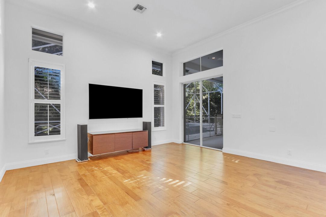 Active With Contract: $1,575,000 (5 beds, 4 baths, 3502 Square Feet)