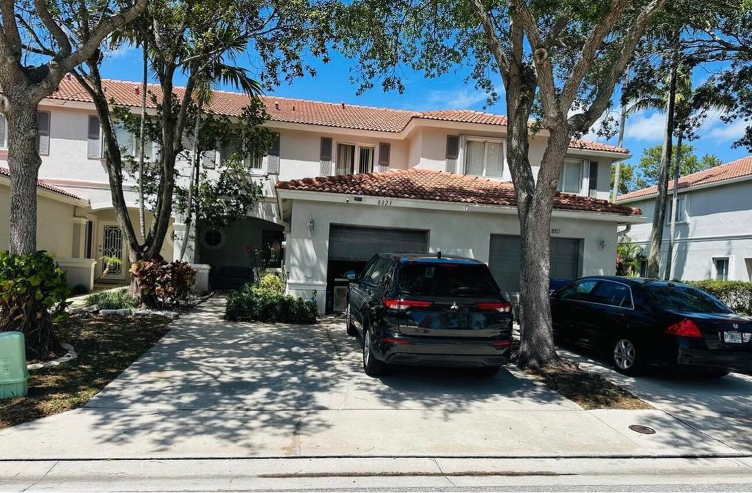 En Venta: $389,900 (4 camas, 2 baños, 1595 Pies cuadrados)