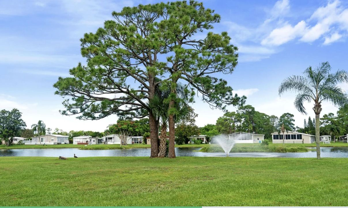 На продажу: $137,799 (3 спален, 2 ванн, 1100 Квадратных фут)