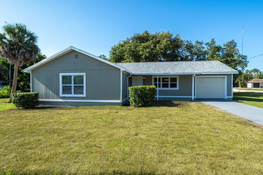 Recently Sold: $289,900 (2 beds, 2 baths, 1440 Square Feet)