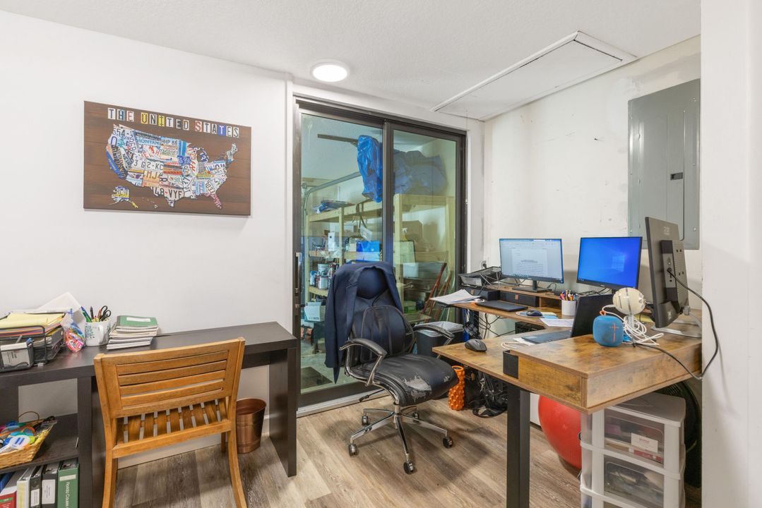 For Sale: $880,000 (3 beds, 3 baths, 1519 Square Feet)