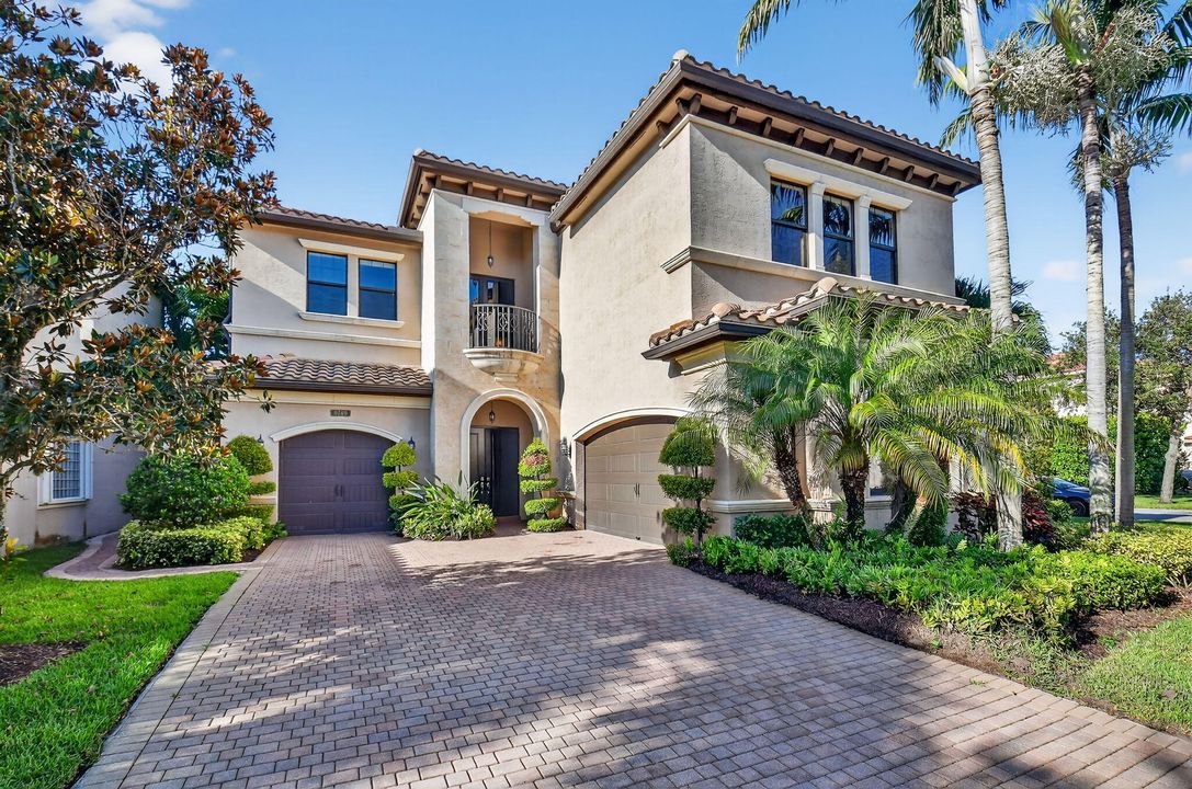 Recently Sold: $1,745,000 (4 beds, 4 baths, 4248 Square Feet)