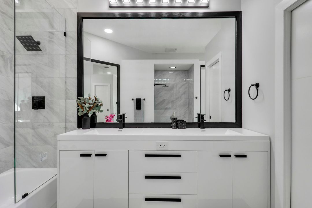 Active With Contract: $630,000 (3 beds, 2 baths, 2017 Square Feet)