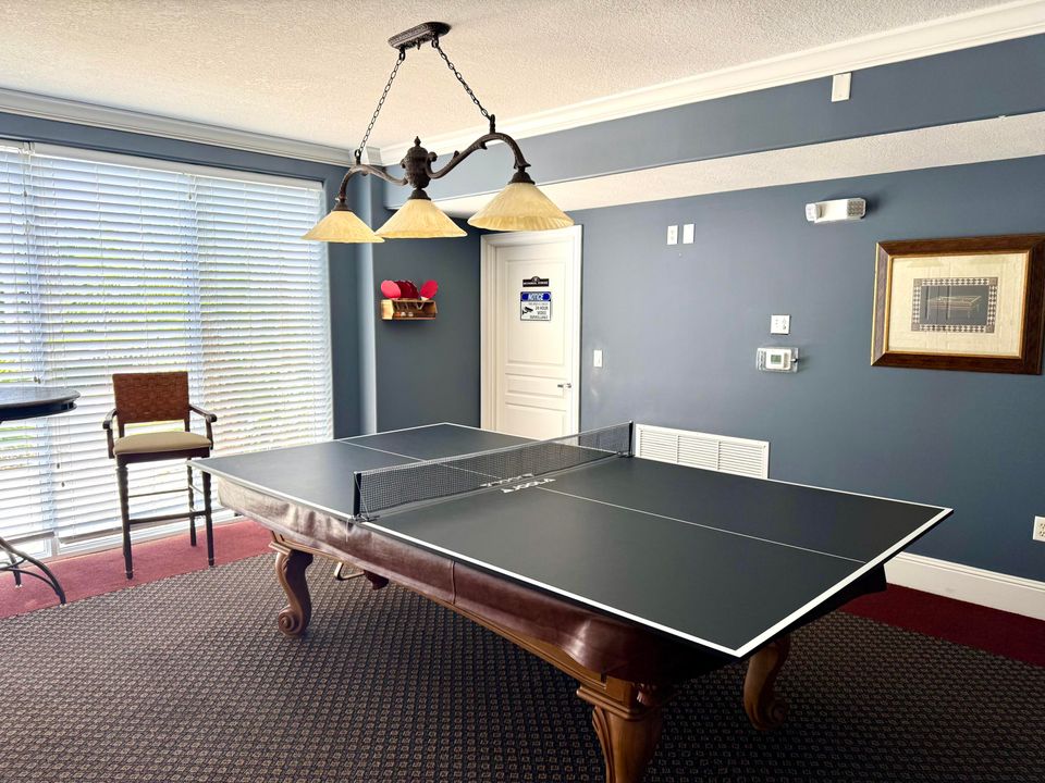 В аренду: $6,000 (3 спален, 2 ванн, 2343 Квадратных фут)