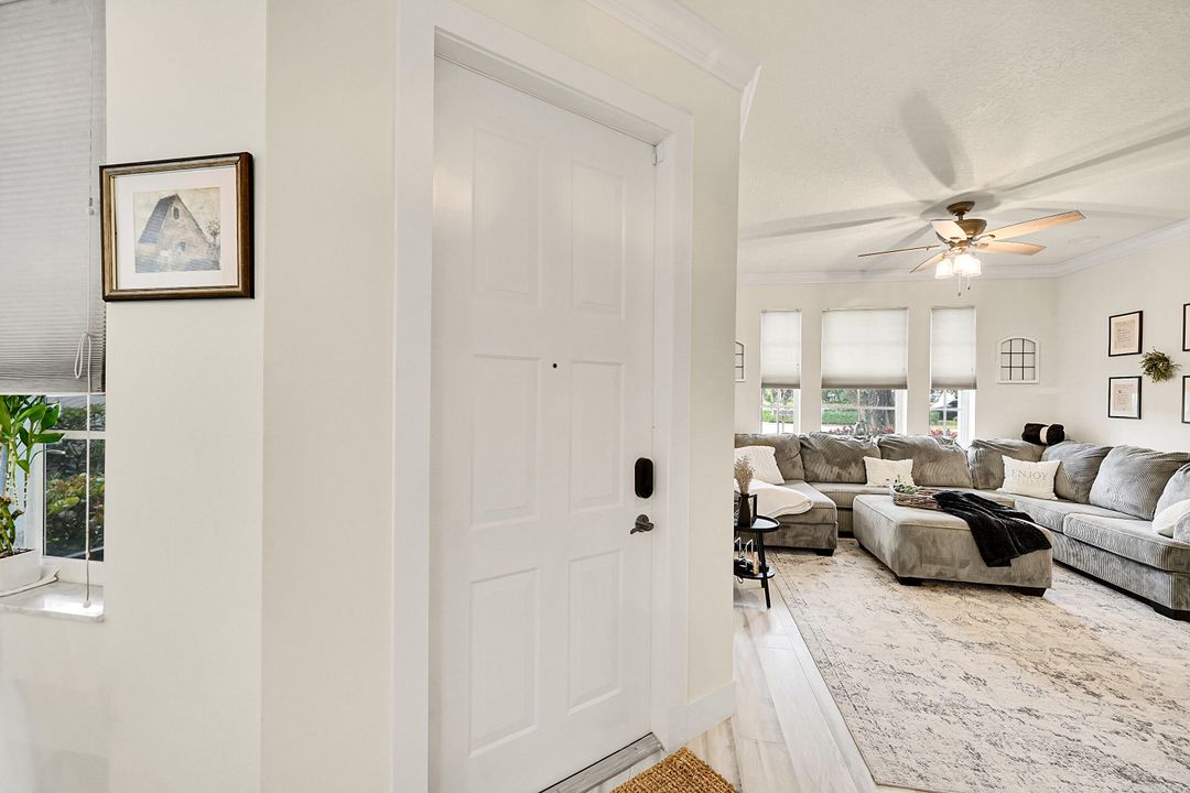 Activo con contrato: $4,000 (3 camas, 2 baños, 1478 Pies cuadrados)