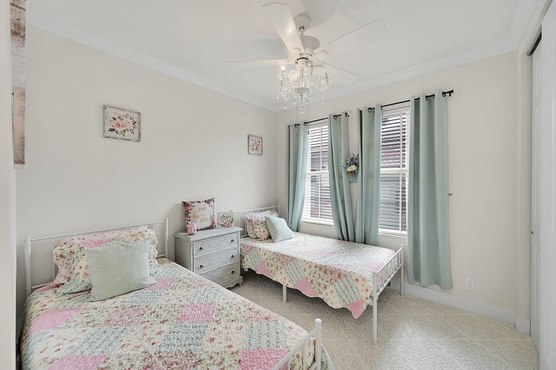 Activo con contrato: $4,000 (3 camas, 2 baños, 1478 Pies cuadrados)