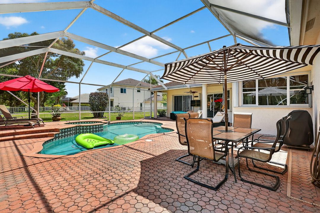 待售: $849,000 (4 贝兹, 3 浴室, 2481 平方英尺)