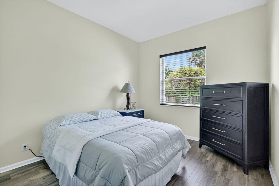 待售: $849,000 (4 贝兹, 3 浴室, 2481 平方英尺)