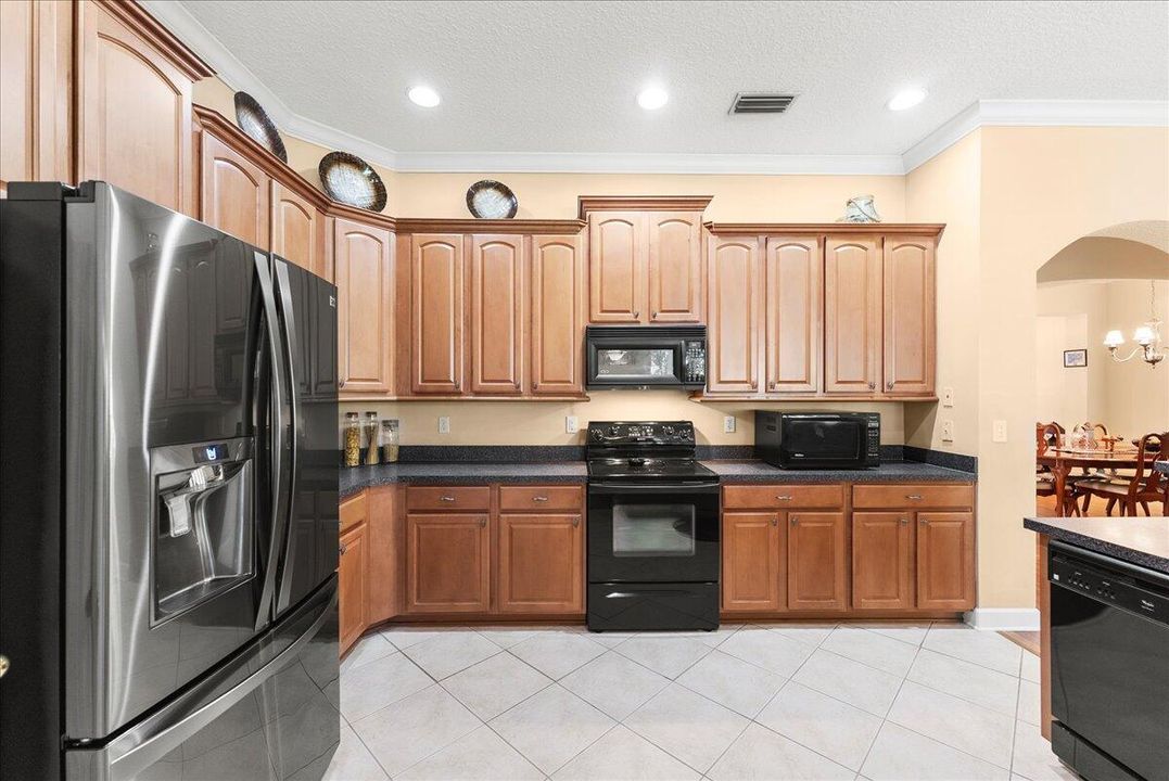 For Sale: $650,000 (4 beds, 3 baths, 2379 Square Feet)