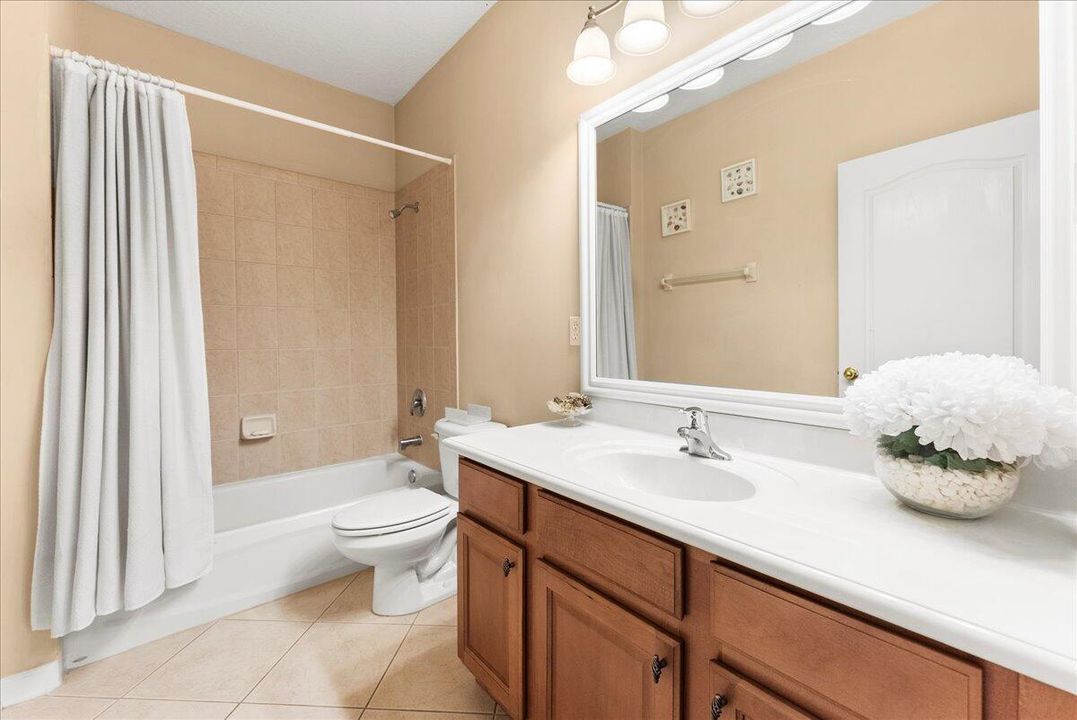 For Sale: $650,000 (4 beds, 3 baths, 2379 Square Feet)