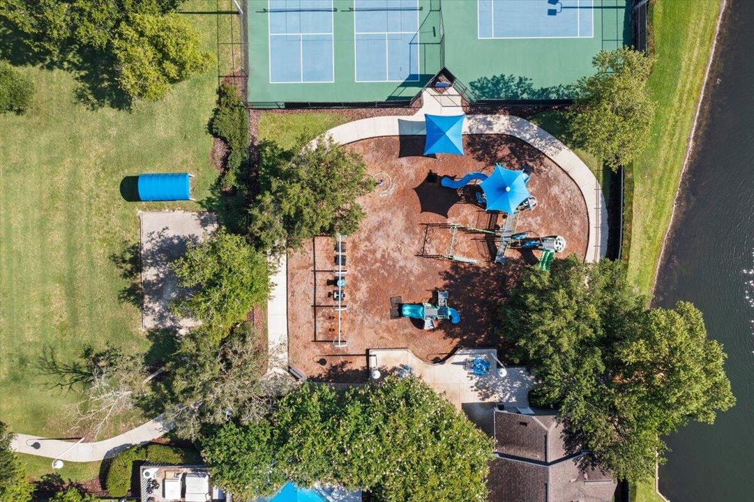 For Sale: $650,000 (4 beds, 3 baths, 2379 Square Feet)