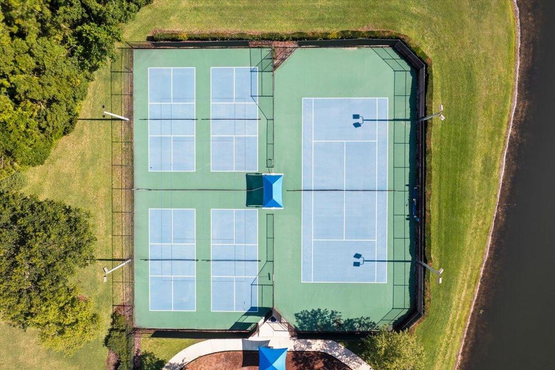 For Sale: $650,000 (4 beds, 3 baths, 2379 Square Feet)