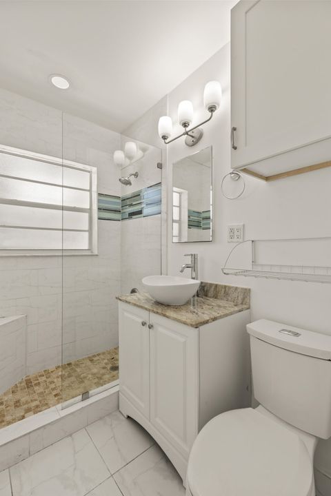 Activo con contrato: $675,000 (3 camas, 2 baños, 1355 Pies cuadrados)