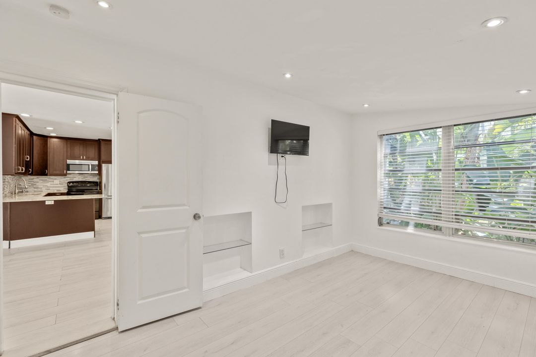 Activo con contrato: $675,000 (3 camas, 2 baños, 1355 Pies cuadrados)