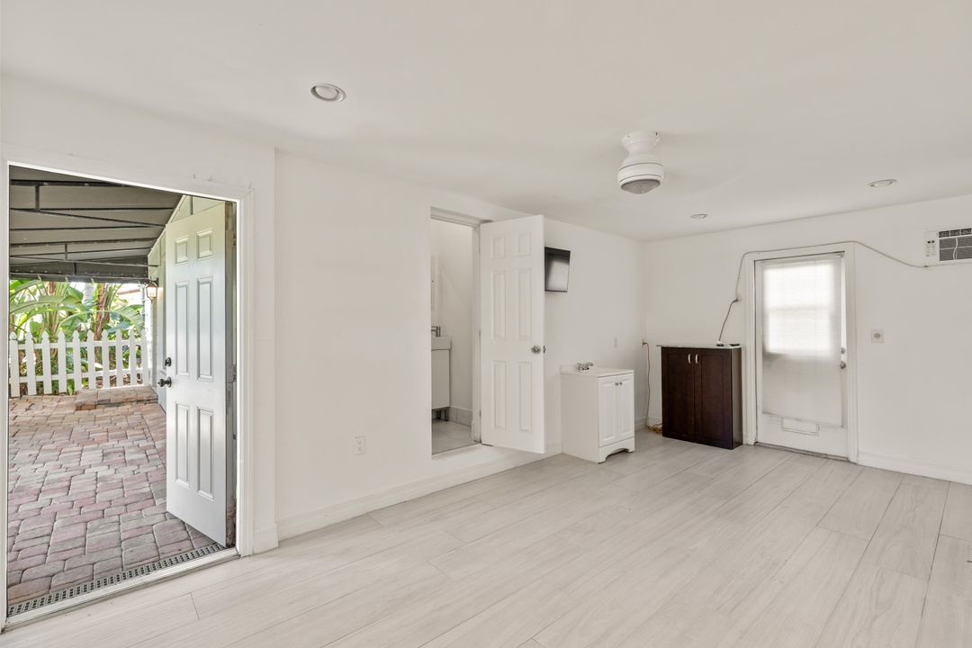 Activo con contrato: $675,000 (3 camas, 2 baños, 1355 Pies cuadrados)